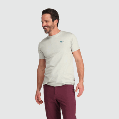 מחקר חוצות נעילת לוגו אחורית חלוקי נחל/אגם עמוק